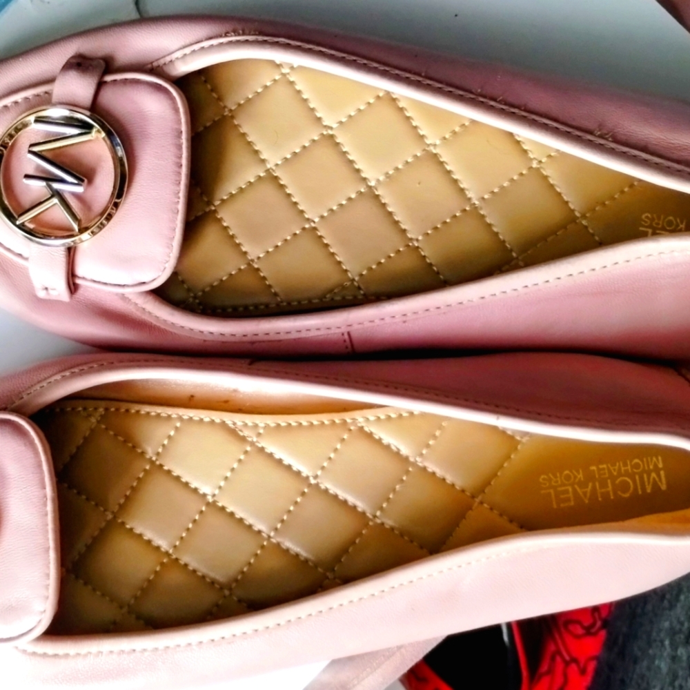 Michael Kors Pink With Gold Ballet Flats Shoes - Picture 3 of 4